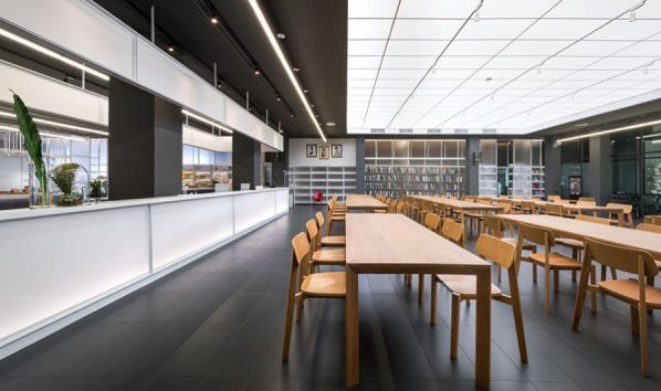 創(chuàng)意中心的辦公室設(shè)計(jì)與改造